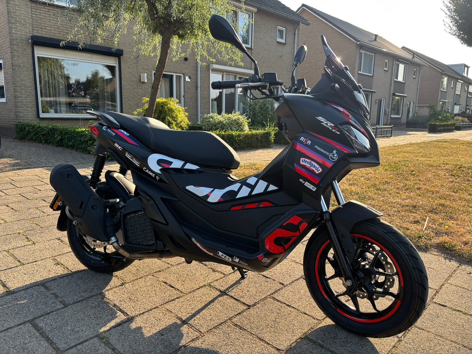 2026 Aprilia SR GT200 Motogp 93km gelopen, Motoren, Aprilia, Info@aprilia.com, Bedrijf, Automaat