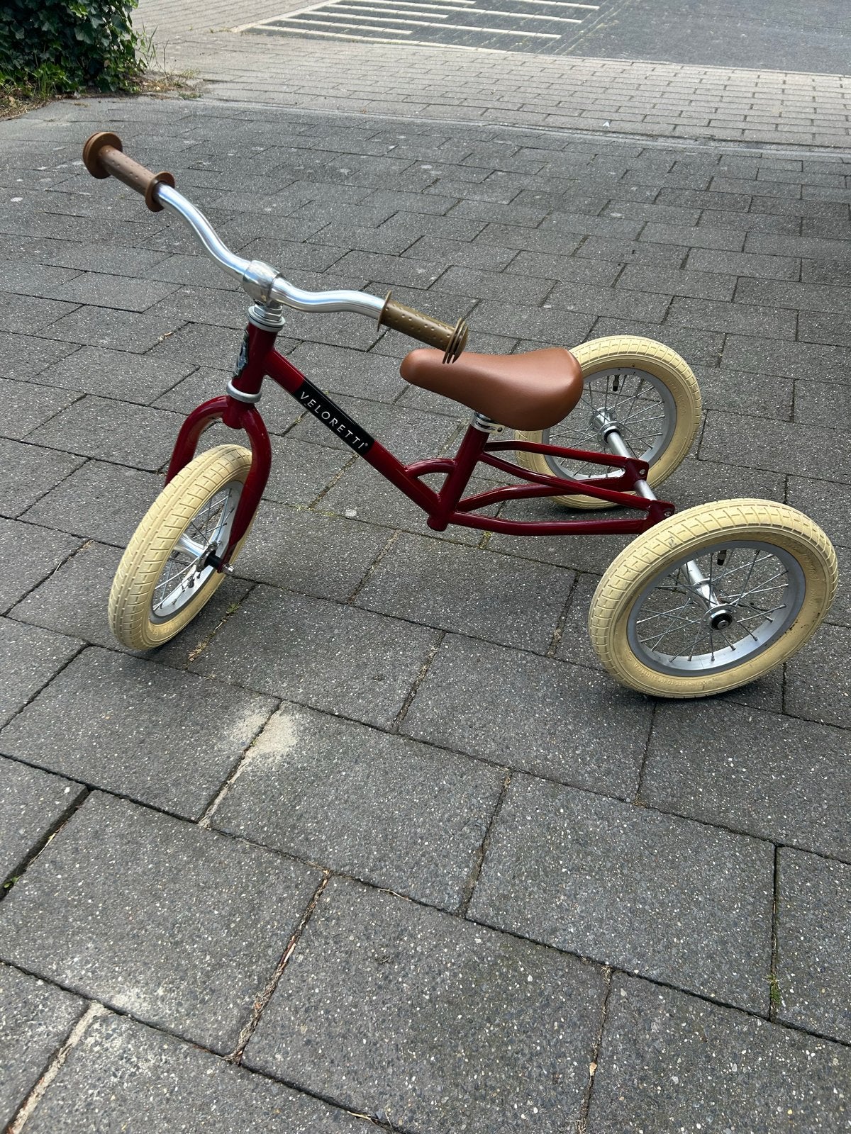 Veloretti driewieler rood, Ophalen, Gebruikt