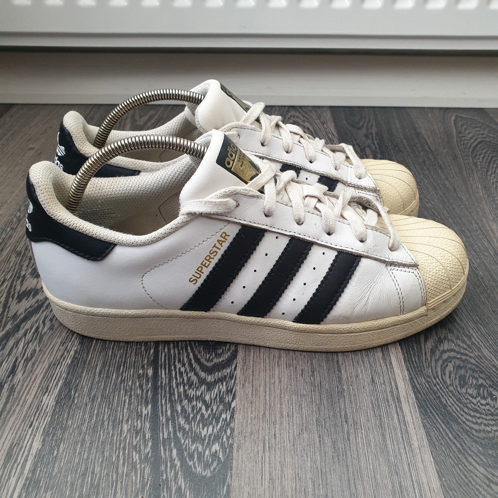 Adidas Superstar Sneakers - Wit met Zwarte Strepen, Adidas, Wit, Ophalen of Verzenden, Sneakers of Gympen