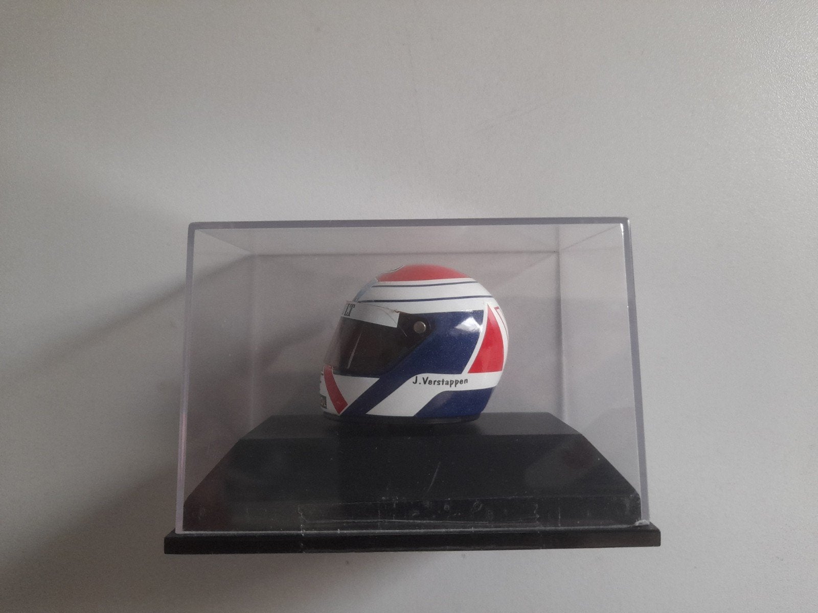 Jos Verstappen Minichamps helm 1995, Hobby en Vrije tijd, Modelauto's | 1:5 tot 1:12, Ophalen of Verzenden, Zo goed als nieuw