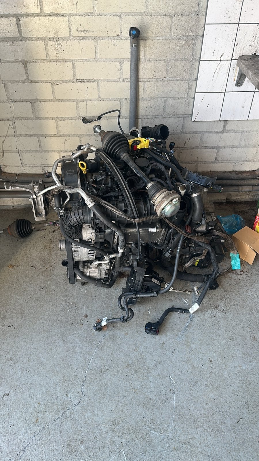 Motor seat leon 1.5 met automaat compleet, Ophalen, Seat