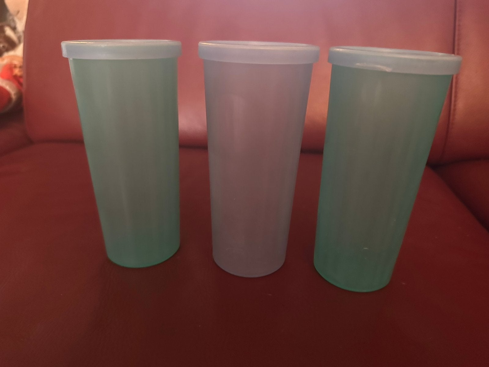 3 Tupperware bekers 350 ml met deksel, goede staat, Gebruikt, Beker of Kan, Ophalen of Verzenden, Met deksel