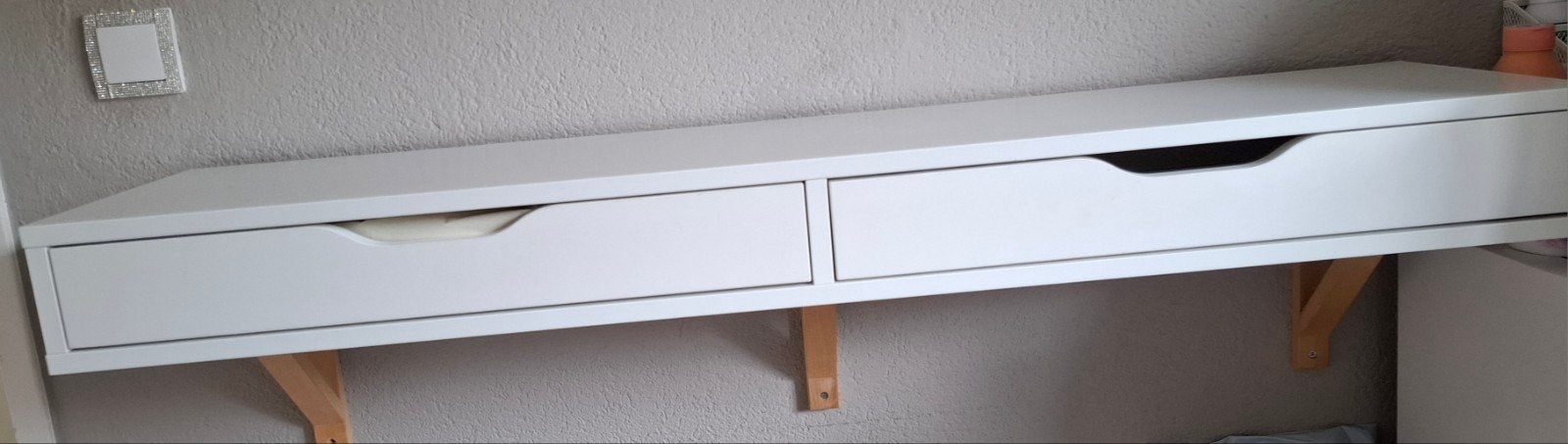 Witte wandplank met twee lades, Huis en Inrichting, Ophalen