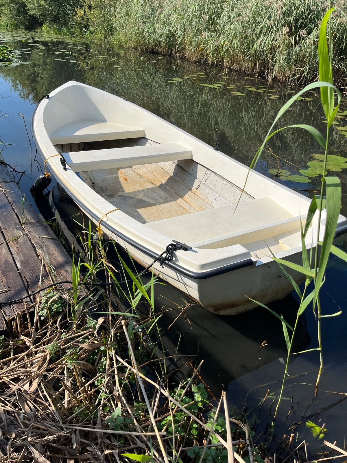 Grote sloep 4.10 x 1.60 met afdekzeil en roeispanen, Watersport en Boten, Ophalen, Gebruikt, Met roeispanen of peddels, Polyester