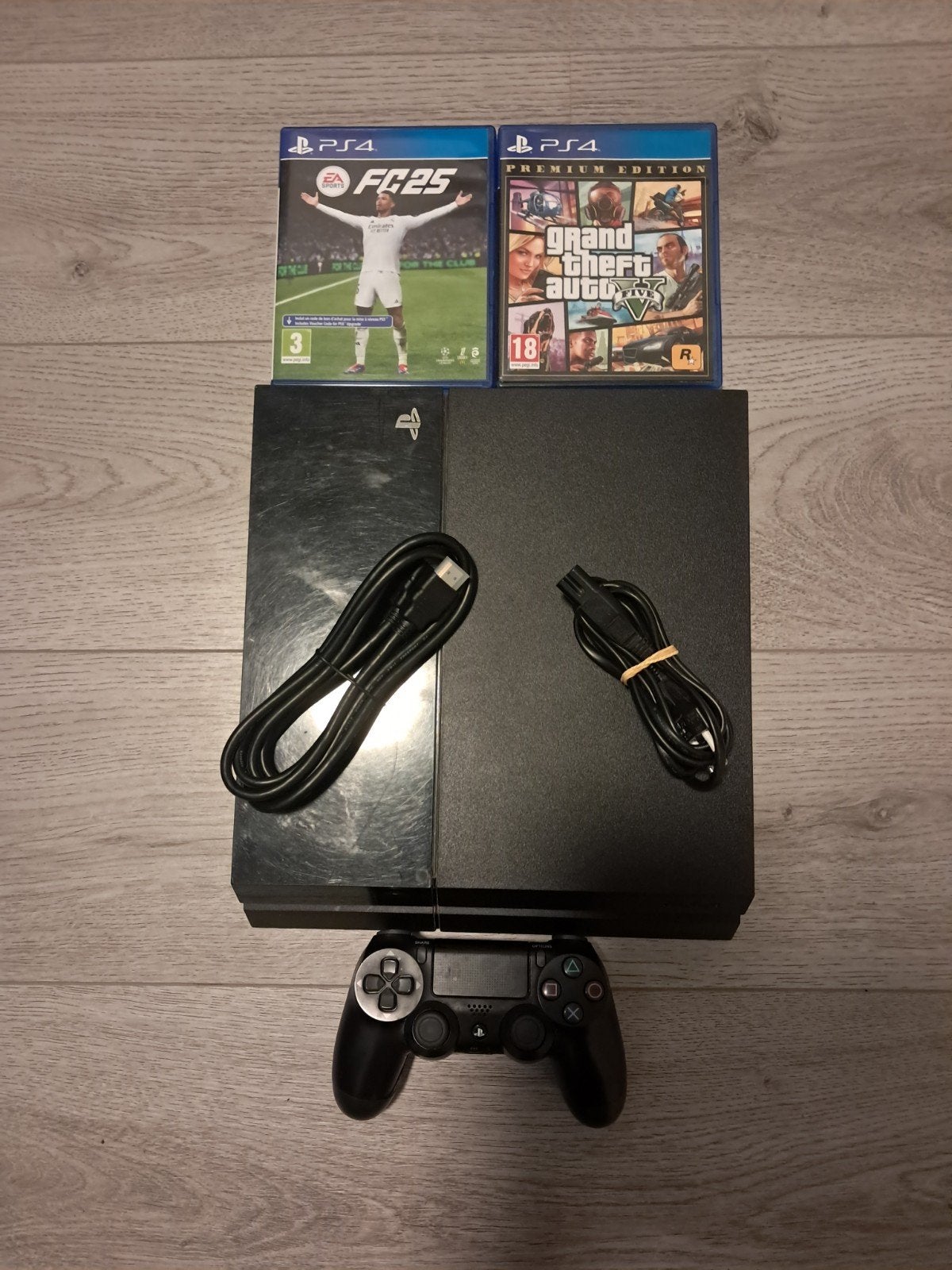 PS4 1TB Zo Goed als Nieuw met Controller en 2 Games, Ophalen of Verzenden, Zo goed als nieuw, Met harde schijf, 1 TB
