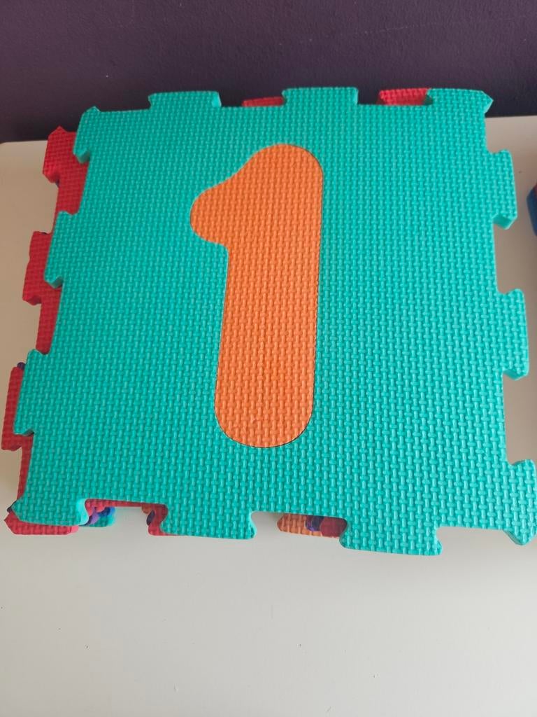 Cijfers 1 t/m 9 foam tegels - gebruikt maar netjes, Kinderen en Baby's, Ophalen of Verzenden, Gebruikt