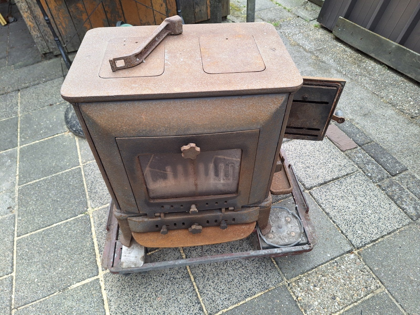 Ouderwetse houtkachel  merk bovie, Ophalen, Gebruikt, Hout, Houtkachel
