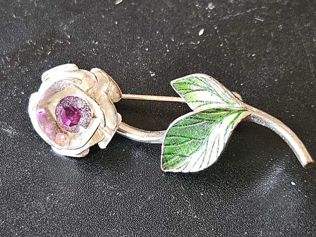 Vintage Avon  Nina Ricci broche, Ophalen of Verzenden, Zo goed als nieuw, Overige materialen