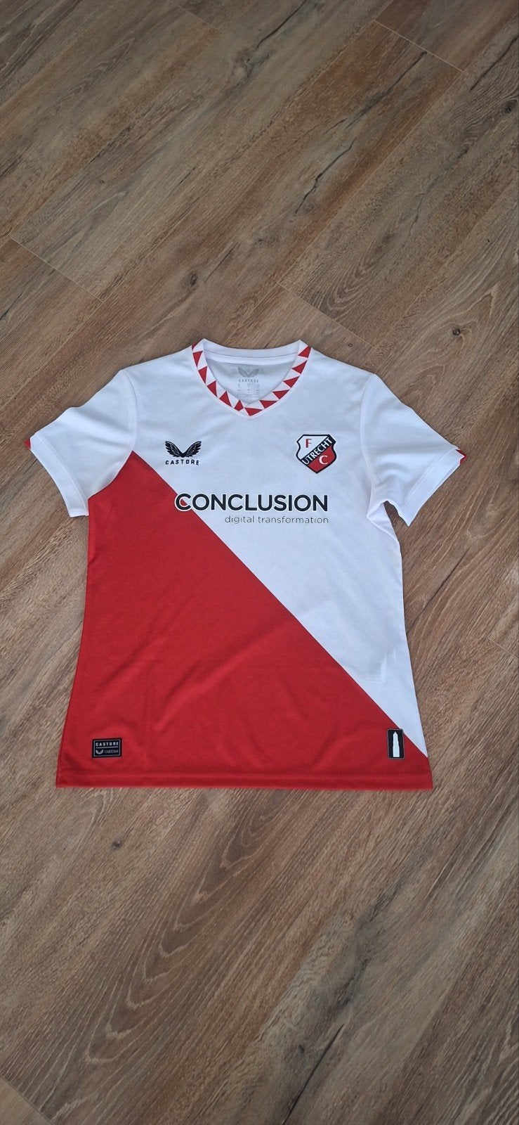 FC Utrecht Shirt Maat EUR 40 met bedrukking, Ophalen of Verzenden, Zo goed als nieuw