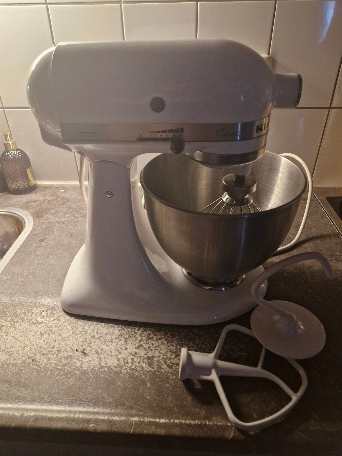 KitchenAid Classic Keukenmixer - Wit, Ophalen, Gebruikt, Vaatwasserbestendig, 3 snelheden of meer