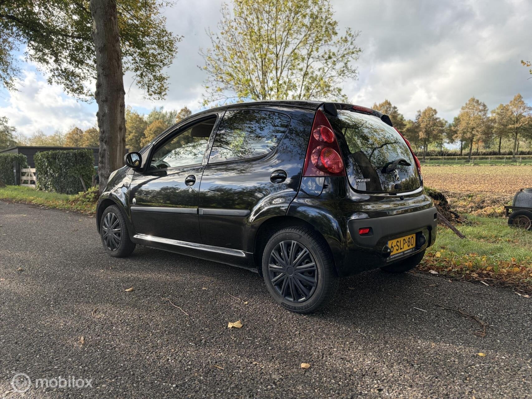 Peugeot 107 1.0 Envy | CarPlay | Goed onderhouden | Airco, Voorwielaandrijving, Euro 5, Gebruikt, 4 stoelen