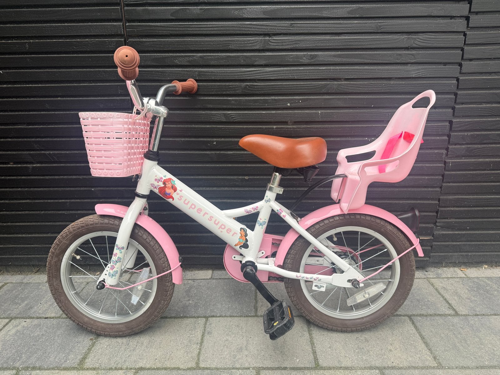 Supersuper meisjesfiets 14 inch, Fietsen en Brommers, Fietsen | Kinderfietsjes, Ophalen, Terugtraprem, Zijwieltjes, Gebruikt