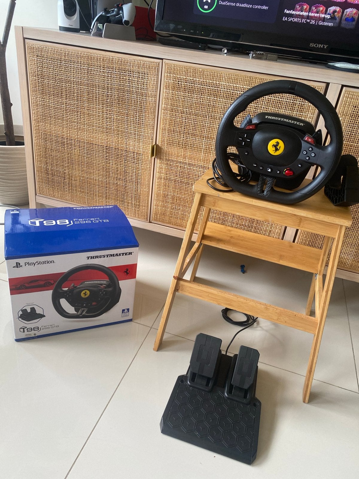 Thrustmaster T80 Ferrari 488 GTB Edition racestuur, Ophalen of Verzenden, Nieuw, Stuur of Pedalen, PlayStation 5