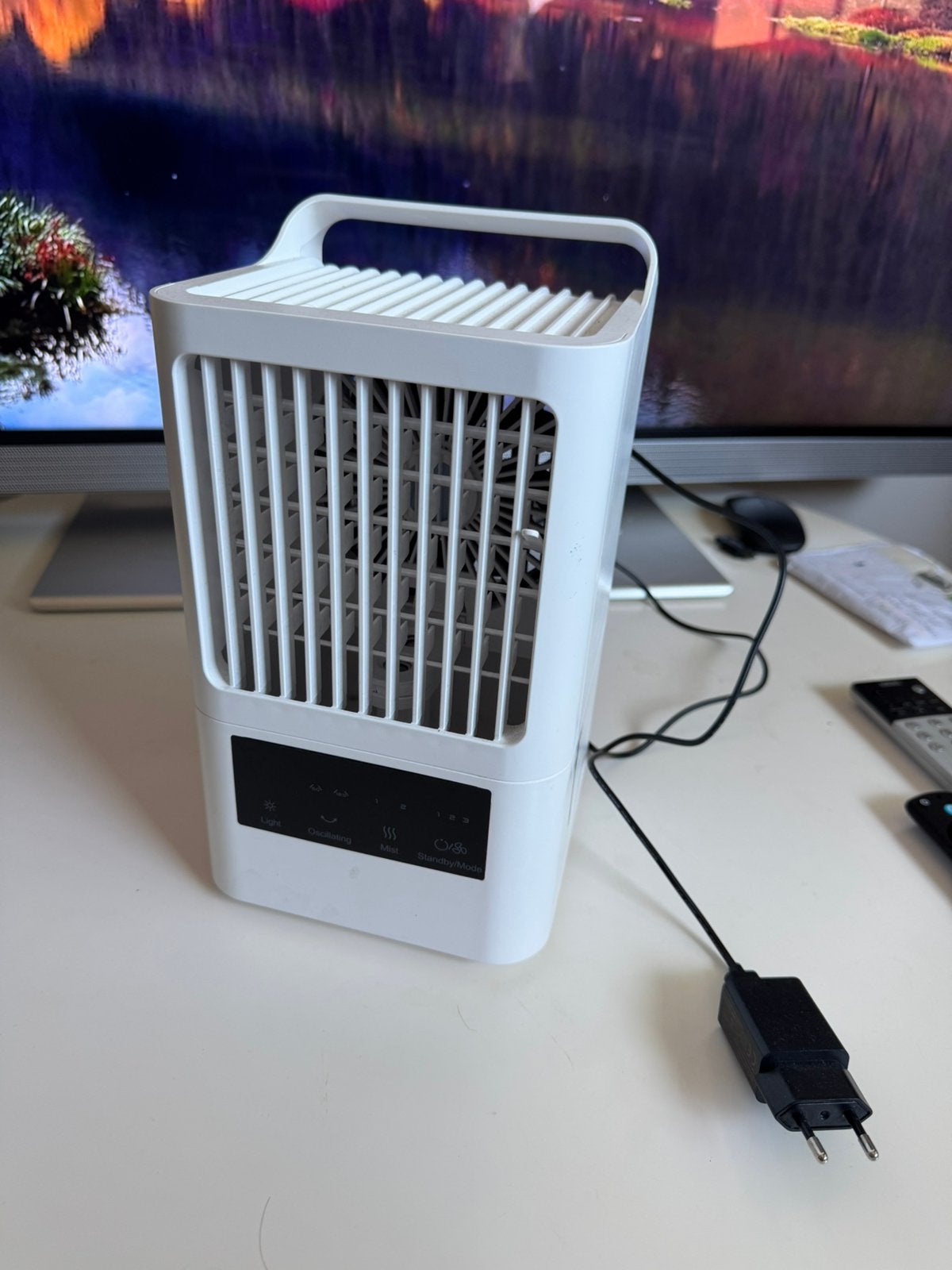 Fan with water & turning functions, Witgoed en Apparatuur, Luchtbehandelingsapparatuur, Ophalen, Zo goed als nieuw, Overige