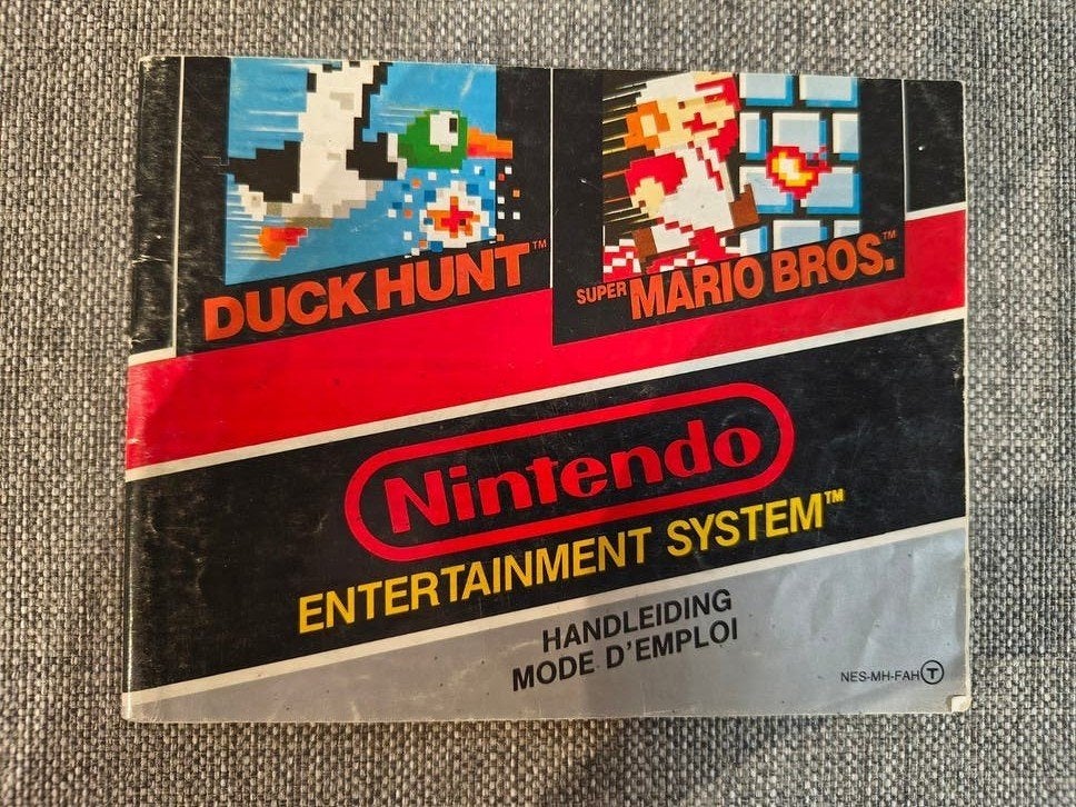 Handleiding Super Mario Bros. / Duck Hunt, Spelcomputers en Games, Gebruikt, 1 speler, Ophalen of Verzenden, Vanaf 3 jaar