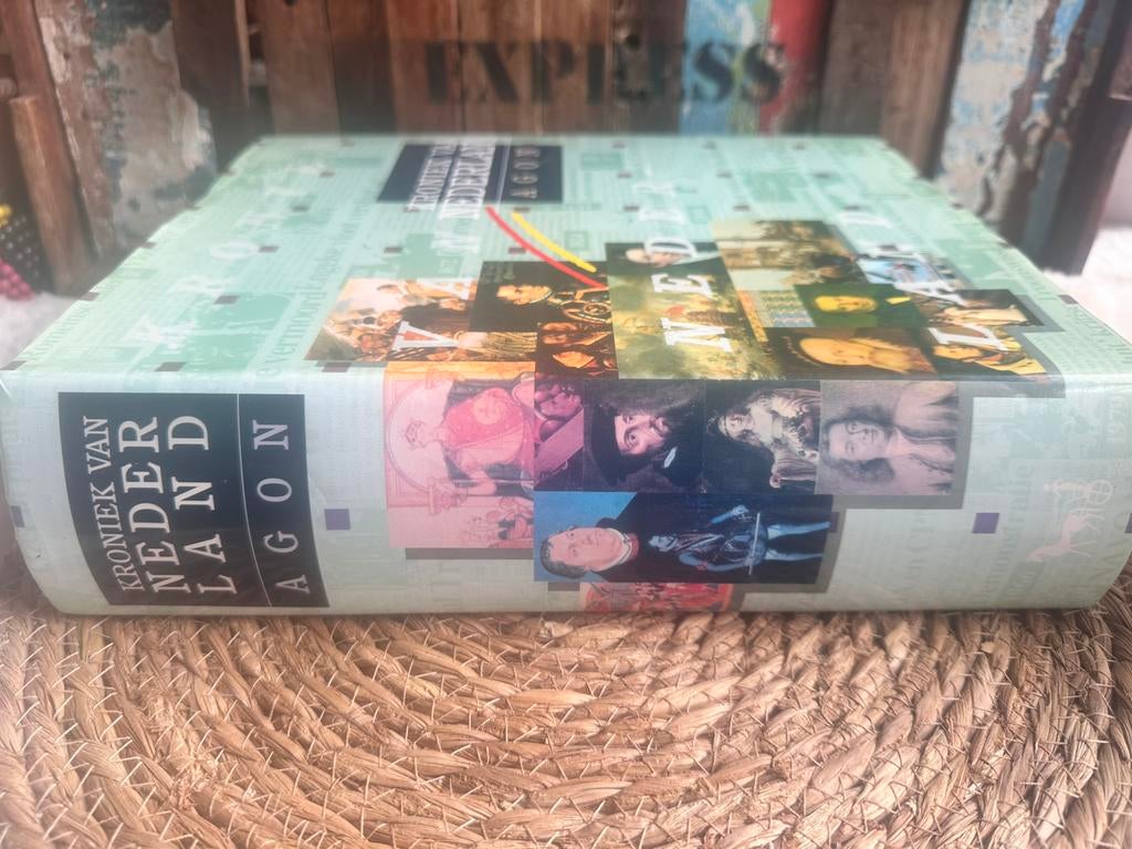 Kroniek van Nederland / Agon /  1987, Boeken, Ophalen of Verzenden, Gelezen