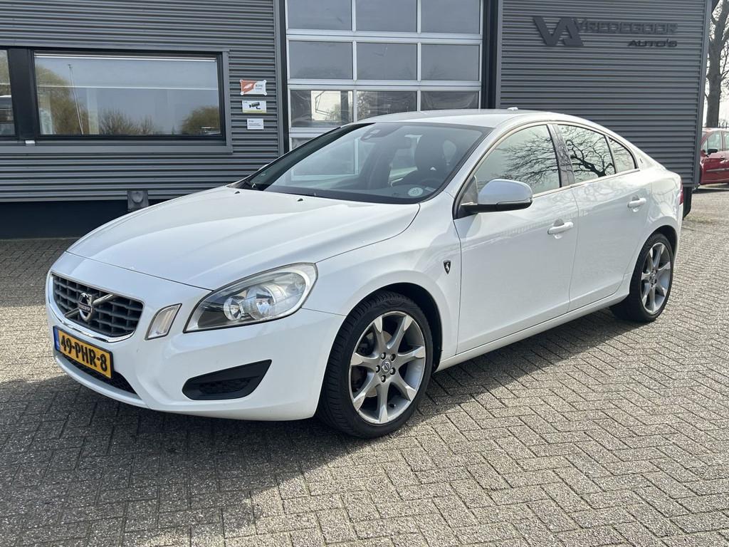 Volvo S60 1.6 T3 150PK (bj 2011), 150 pk, S60, Wit, Handgeschakeld