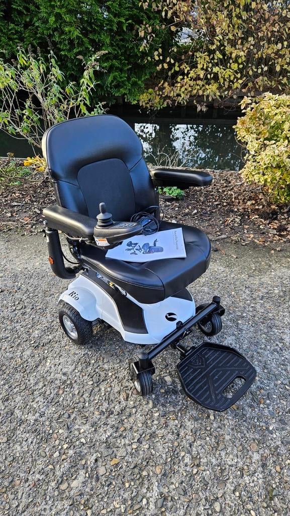 Elektrische rolstoel Rascal Rio, deelbaar, zgan!, Diversen, Rolstoelen, Ophalen, Inklapbaar, Zo goed als nieuw, Elektrische rolstoel