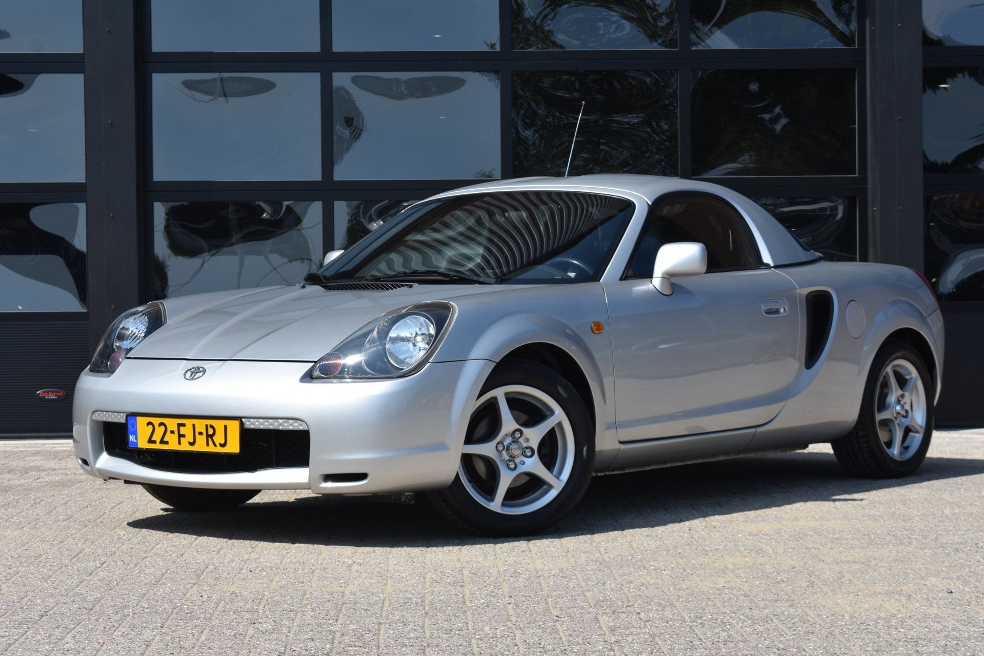 Toyota MR 2 1.8-16v VVT-i '00 NL Auto NAP Airco Hardtop Inru, Gebruikt, 4 cilinders, Bedrijf, Handgeschakeld