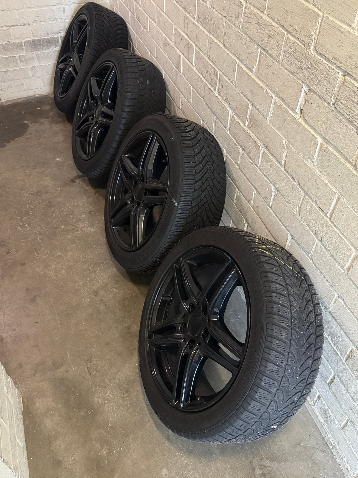 17 inch Borbet velgen incl. Winterbanden 225/45/R17, Auto diversen, Ophalen, Gebruikt