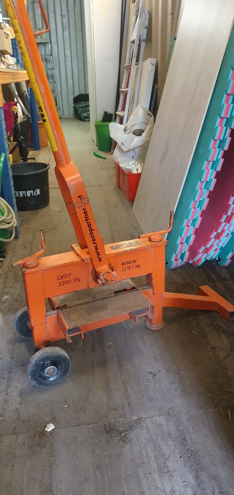Steenknipper,  Orit 3300TS, Ophalen
