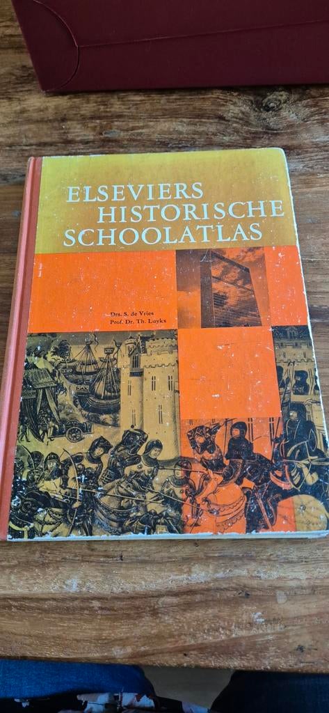 Elseviers Historische Schoolatlas 1964, Boeken, Encyclopedieën, Gelezen, Ophalen of Verzenden, Drs. S.de Vries, Overige onderwerpen