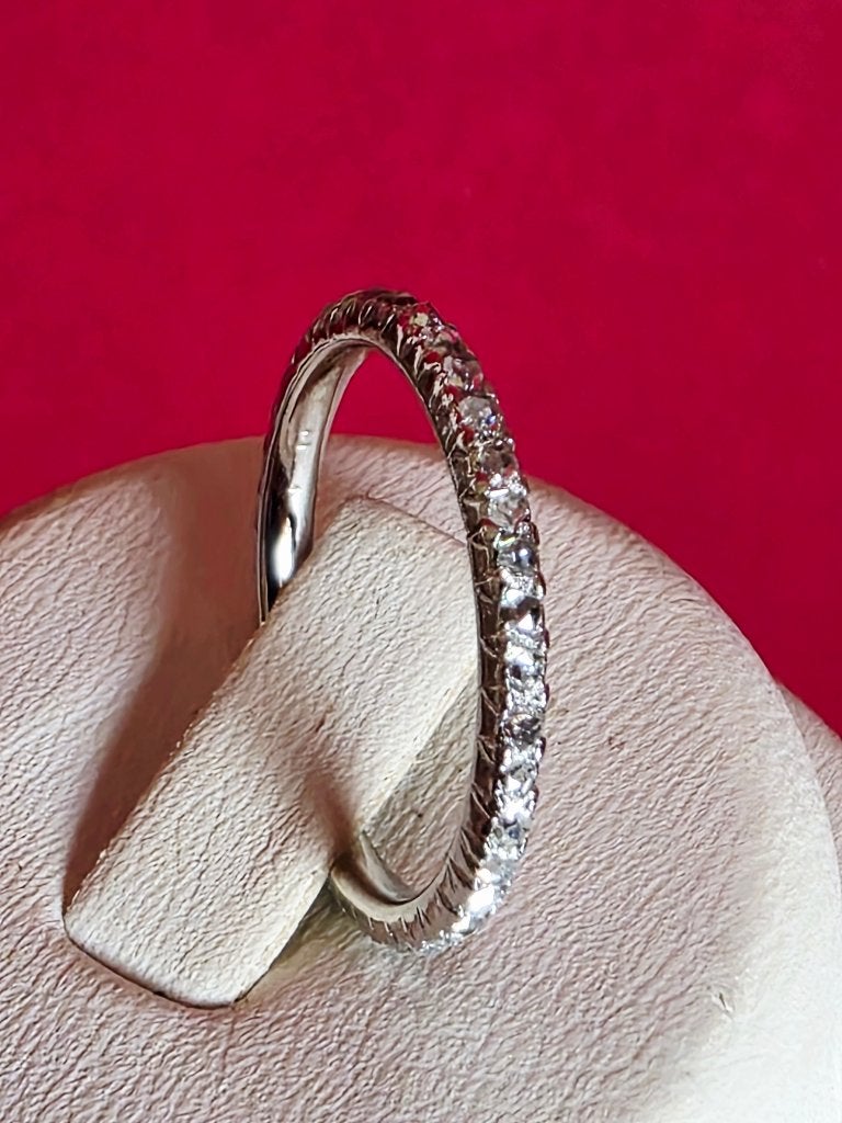 Platinum verlovingsring met diamanten, Overige materialen, Ophalen of Verzenden, Zo goed als nieuw, 17 tot 18