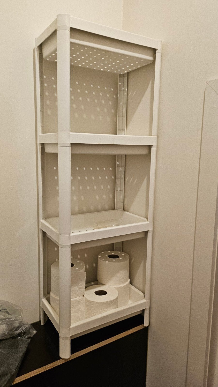 IKEA white shelf unit / IKEA witte wandrek, Ophalen of Verzenden, Zo goed als nieuw