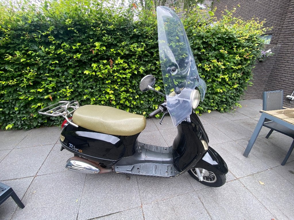 Snorscooter BTC Riva zwart, Gebruikt, Benzine, Ophalen, Overige merken