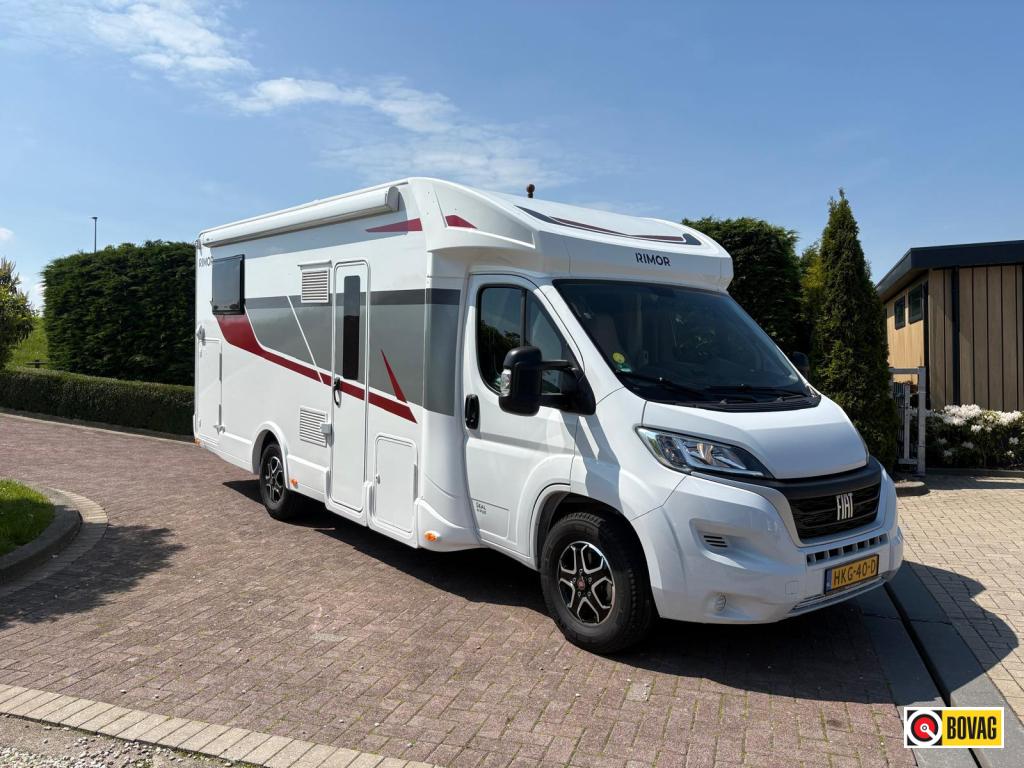 Rimor Seal 95 Automaat!, Caravans en Kamperen, Campers, Automaat, Ringverwarming, Fiat, Koelkast