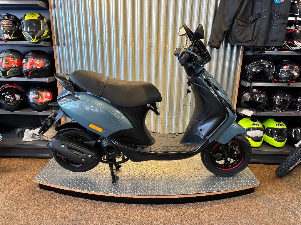 Piaggio Zip SP (nieuwstaat) orginele kilometers, Maximaal 45 km/u, Zip, Ophalen of Verzenden, Zo goed als nieuw