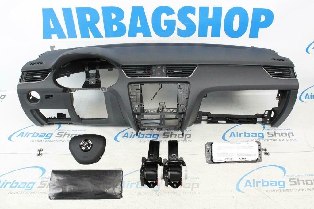 Airbag set Dashboard met halogeen Skoda Octavia 2013-2020, Gebruikt, Ophalen of Verzenden
