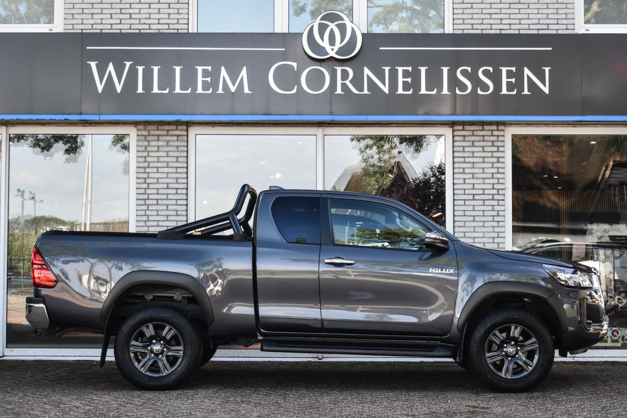 Toyota HiLux 2.4 D-4D Xtra Cab Prof Trekhaak NL Auto Leer Ca, Automaat, Dealer onderhouden, Gebruikt, 4 cilinders