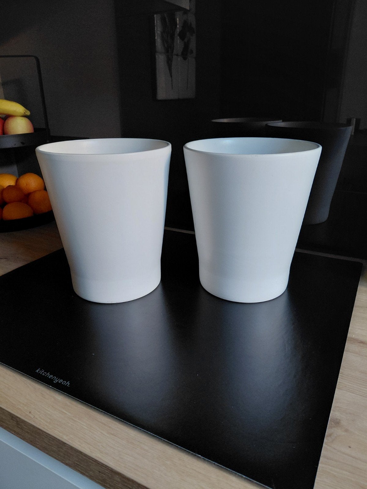 2 witte bloempotten van Ikea, 20cm diameter, 23cm hoog, Tuin en Terras, Bloempotten, Ophalen, Gebruikt, Rond, Binnen