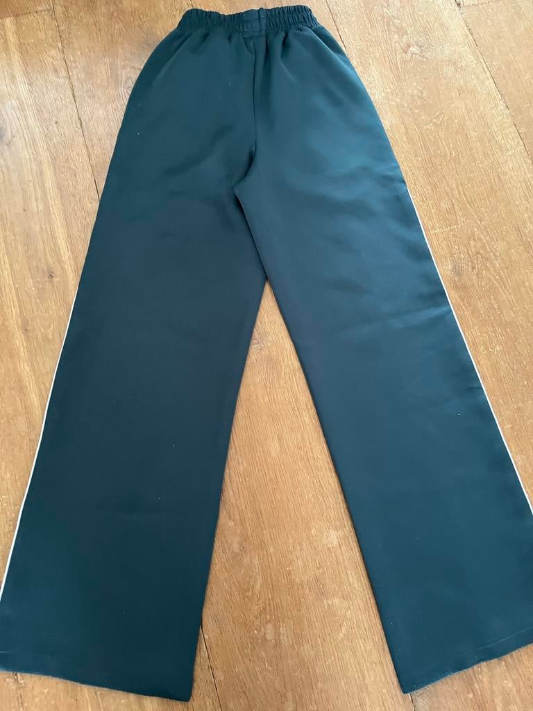 Donkergroene trainingsbroek maat XS Costes, Kleding | Dames, Broeken en Pantalons, Ophalen of Verzenden, Zo goed als nieuw, Maat 34 (XS) of kleiner