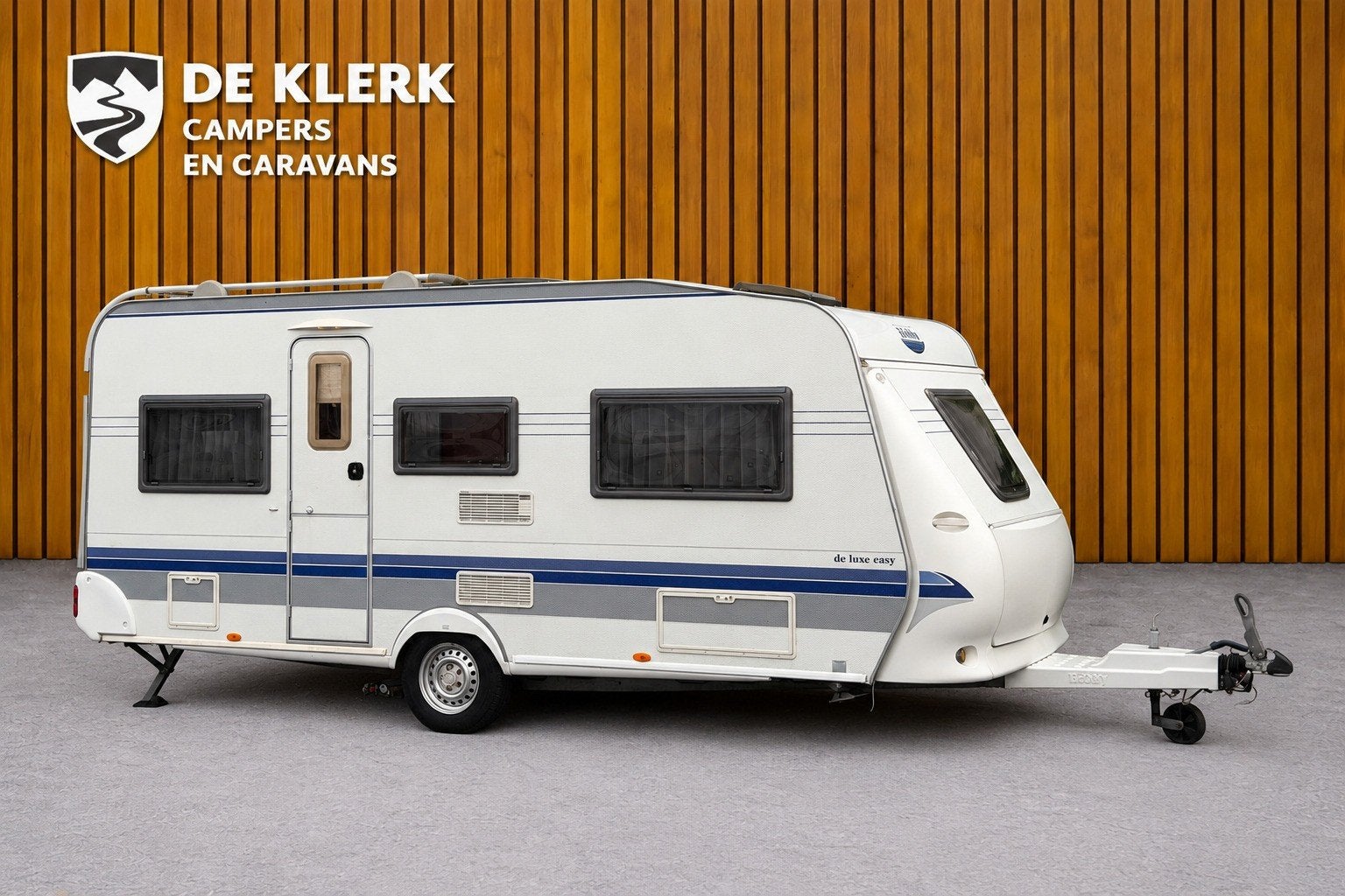 Hobby 495 UL De Luxe Appel Easy (bj 2005), Caravans en Kamperen, Caravans, Hobby, Bedrijf, Ringverwarming, Info@deklerkcaravans.nl