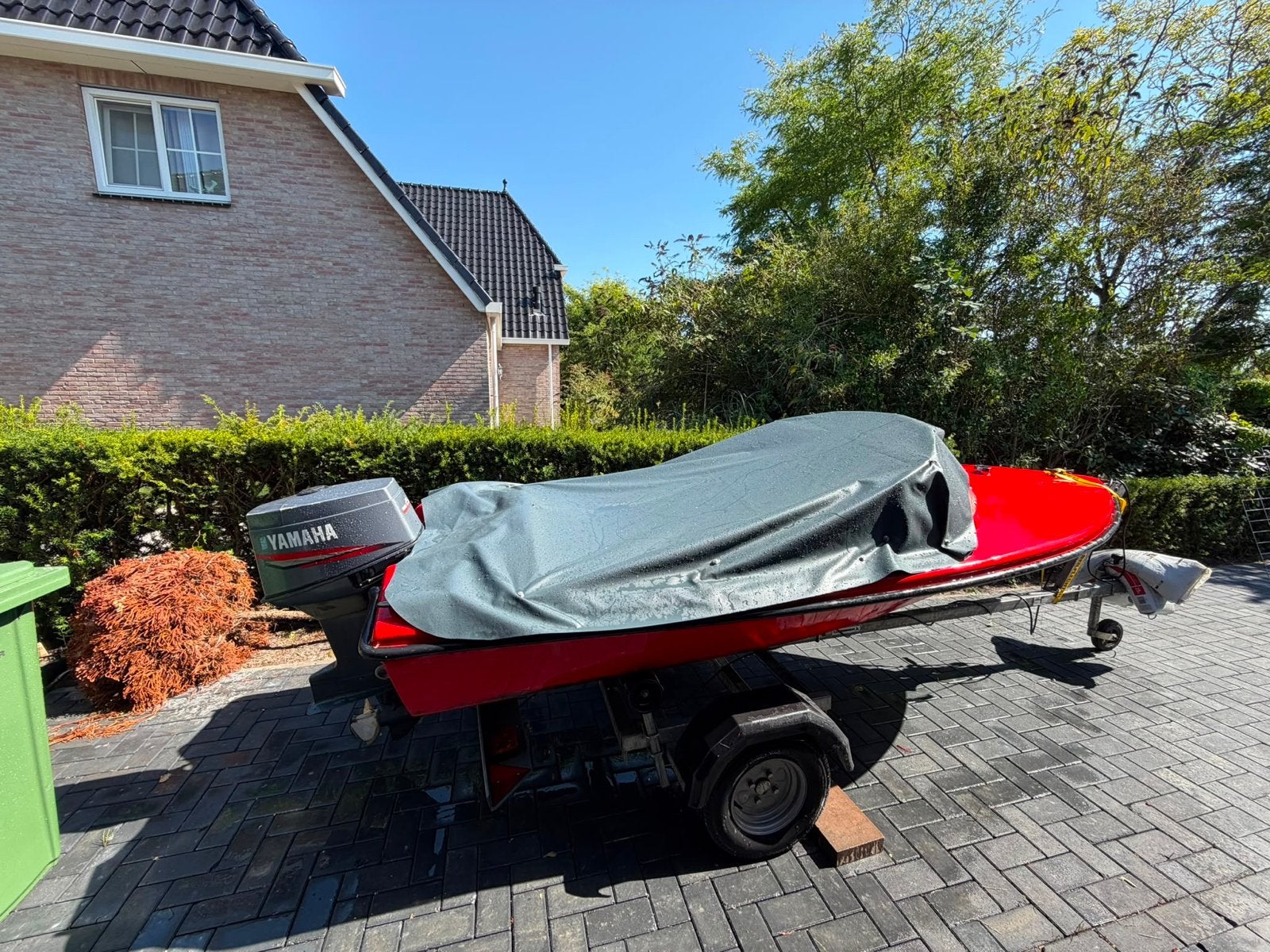Rode speedboot met Yamaha buitenboordmotor en trailer, Watersport en Boten, Ophalen, Overige merken, Gebruikt, Minder dan 70 pk