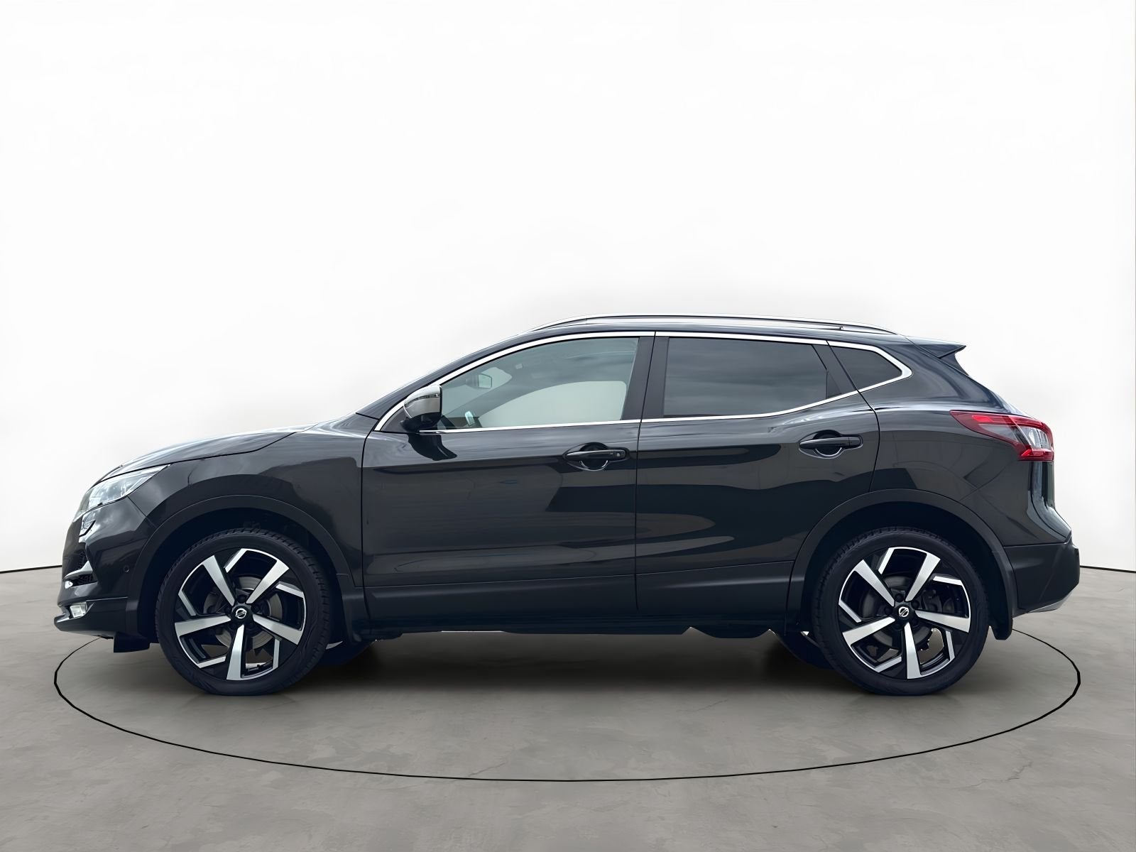 Nissan QASHQAI 1.2 116PK Aut. Tekna + Leer 360 Bose Pano Mem, Gebruikt, 4 cilinders, 116 pk, Zwart