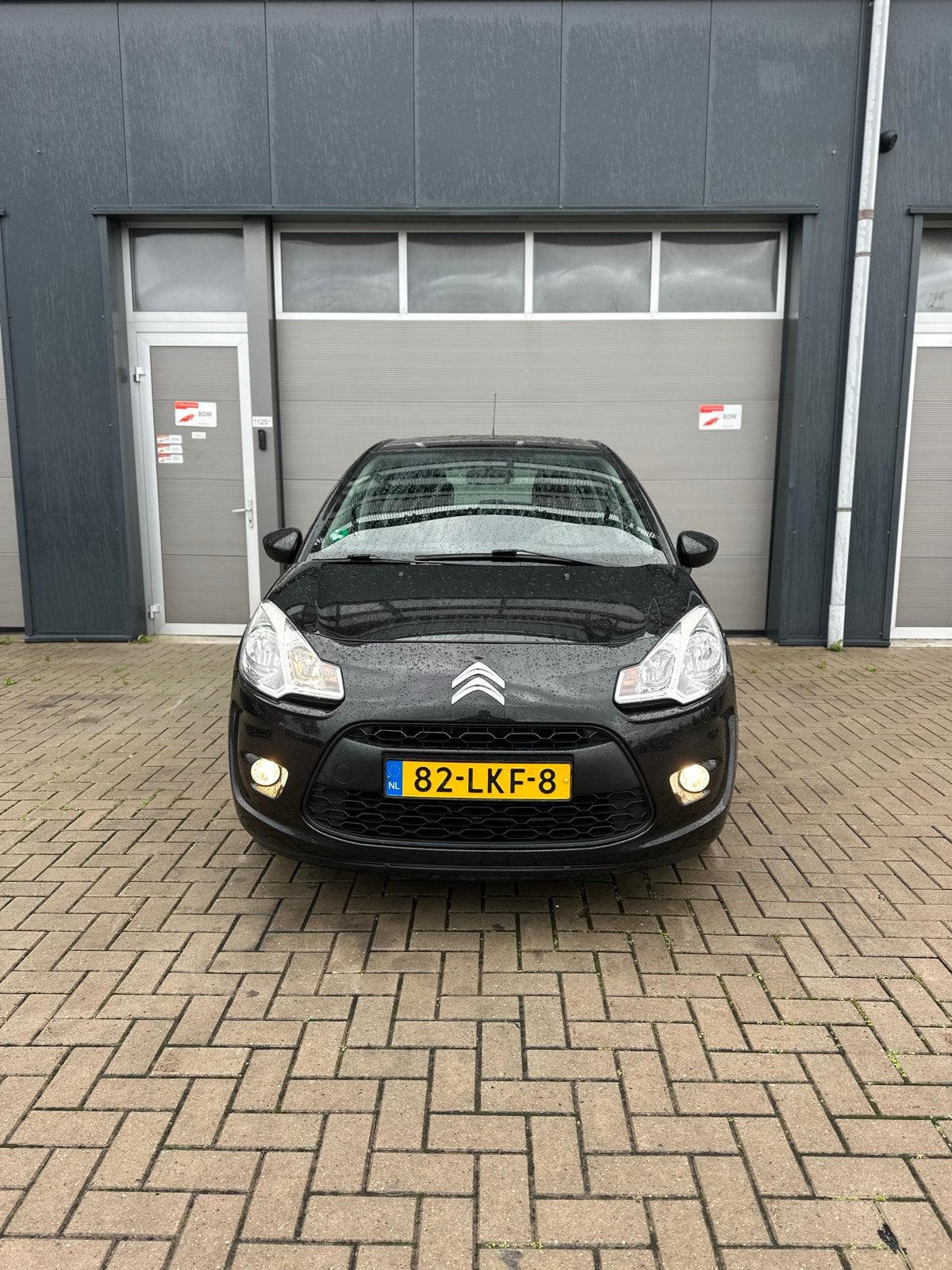 Citroen C3 1.4 VTi Ligne Business Clima, cruise, pdc achter, Auto's, Voorwielaandrijving, 40 €/maand, Zwart, Origineel Nederlands
