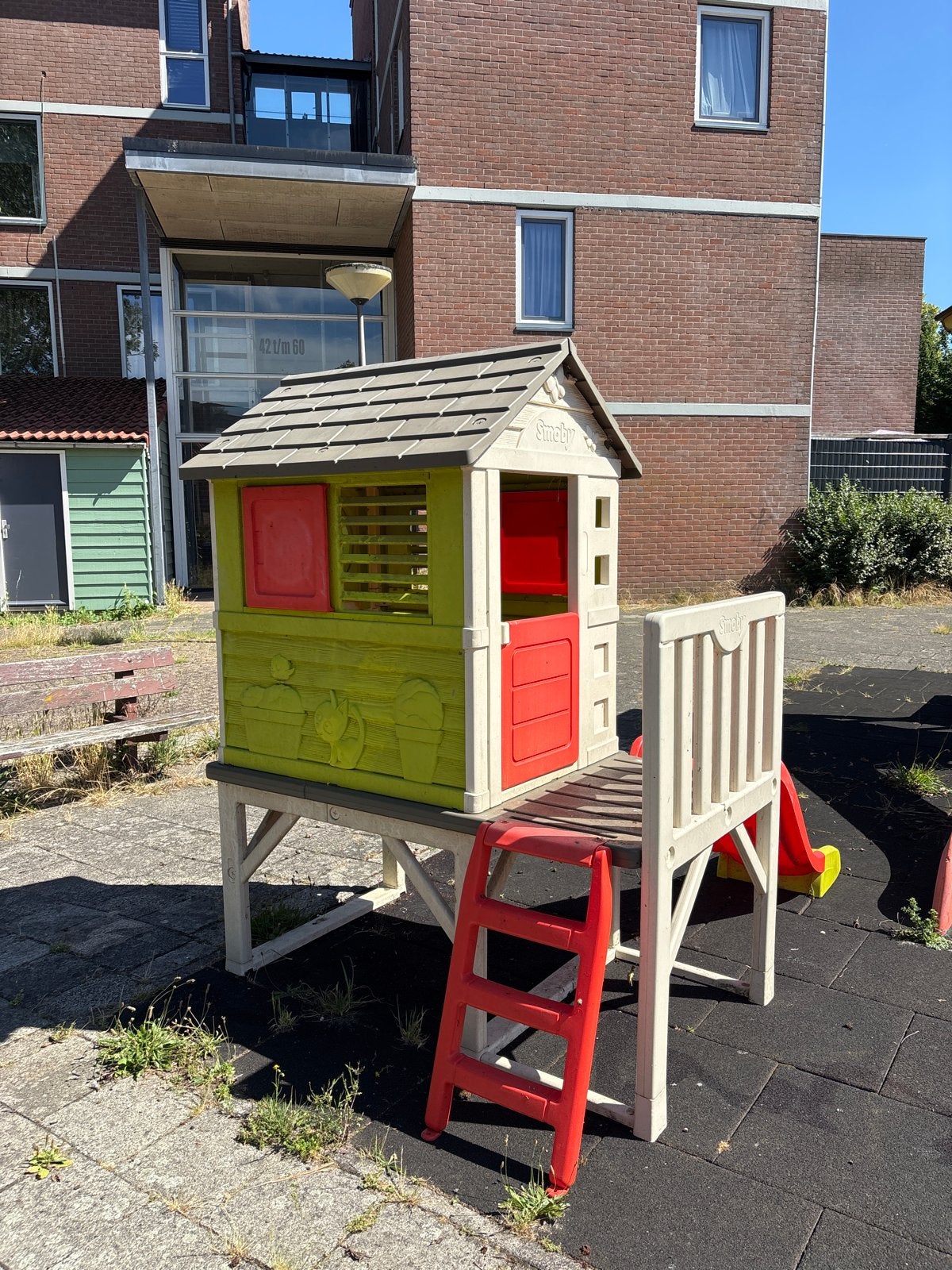 Smoby speelhuisje met glijbaan en klimrek, Ophalen, Gebruikt, Kunststof