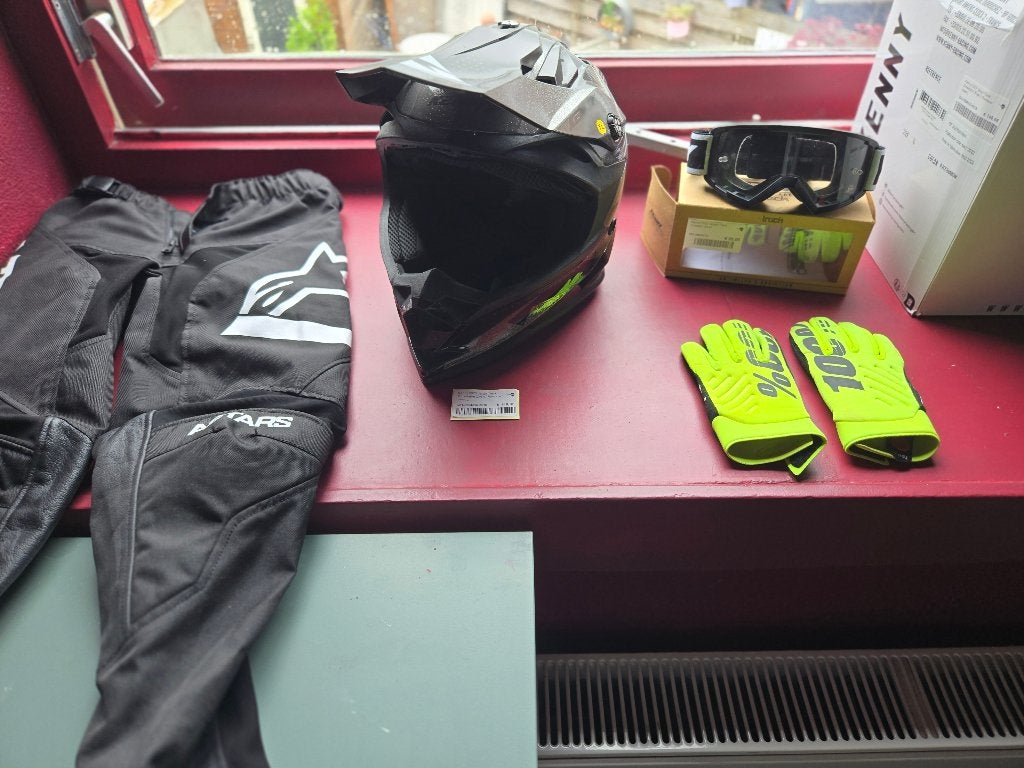 Kennys kids race outfit, Kinderen, Overige maten, Ophalen of Verzenden, Zo goed als nieuw