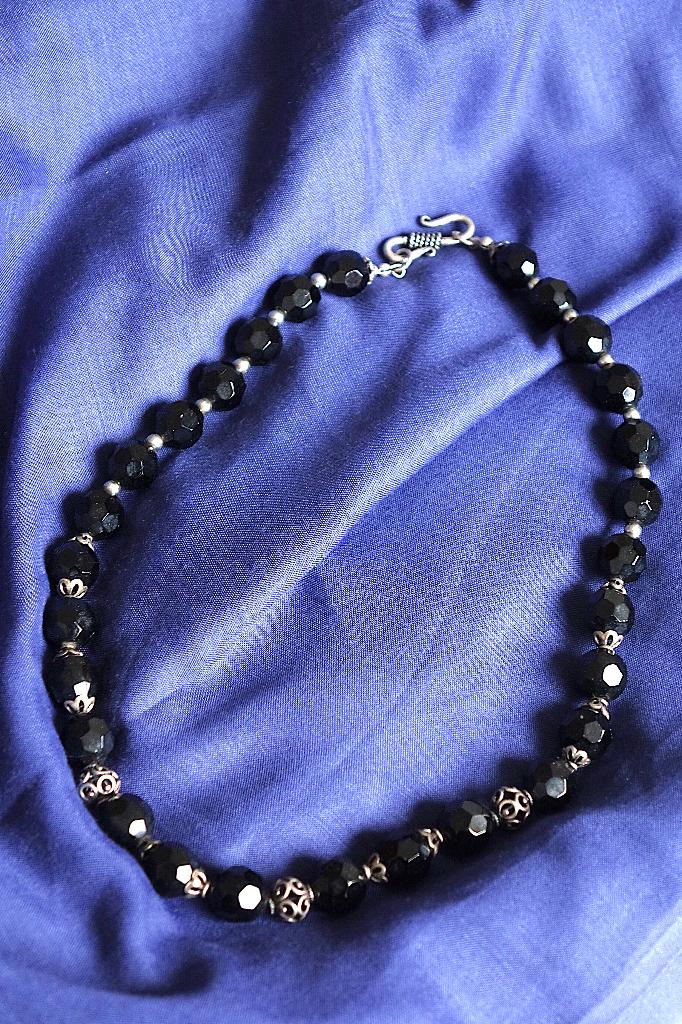 mooie antieke zwarte ketting met mooi slot, Sieraden, Tassen en Uiterlijk, Antieke sieraden, Ophalen of Verzenden, Overige materialen