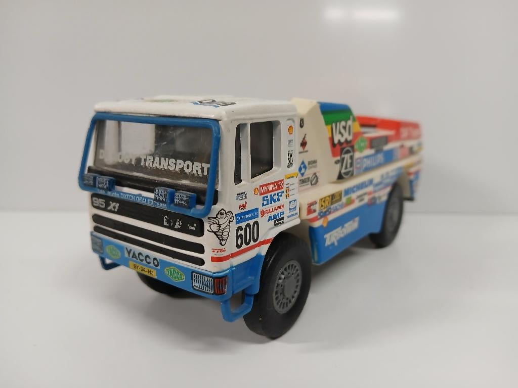 DAF X1 "TURBOTWIN"  Parijs/Dakar, Hobby en Vrije tijd, Modelauto's | 1:50, Ophalen of Verzenden, Bus of Vrachtwagen, Lion Toys