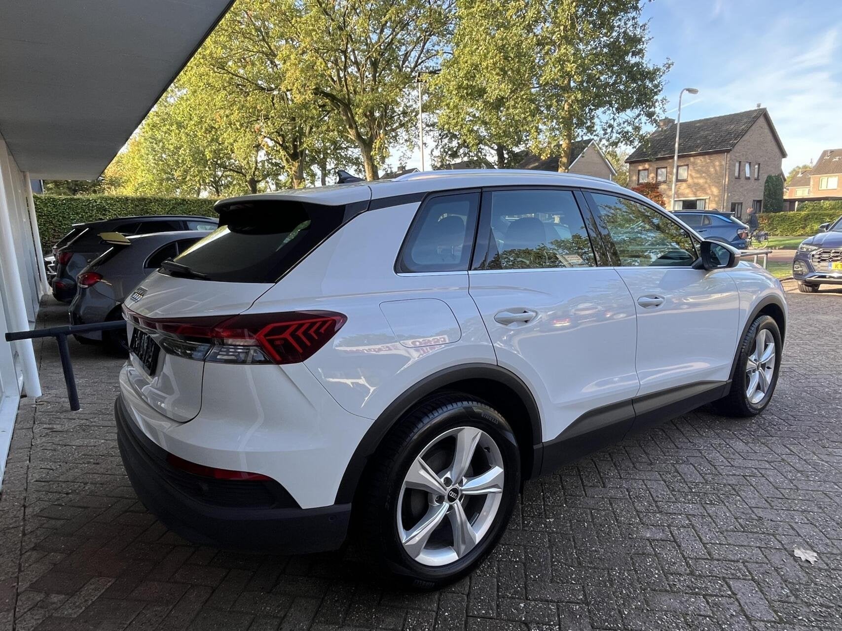 Audi Q4 e-tron 40 Edition 77 kWh Camera, Carplay, Lm.., Auto's, Automaat, Achterwielaandrijving, Gebruikt, Met garantie (alle)