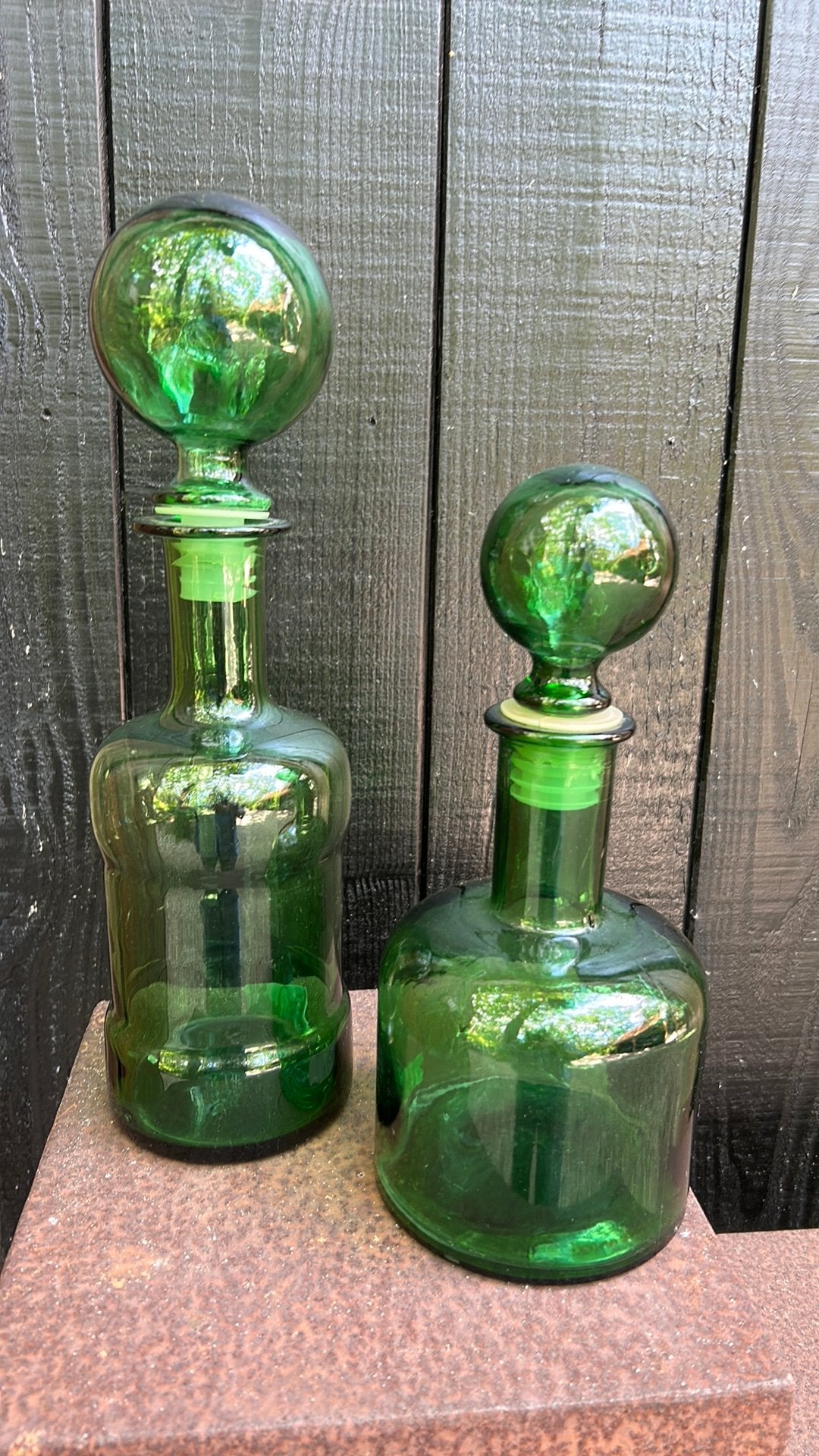 2 stolpflessen groen glas, Ophalen