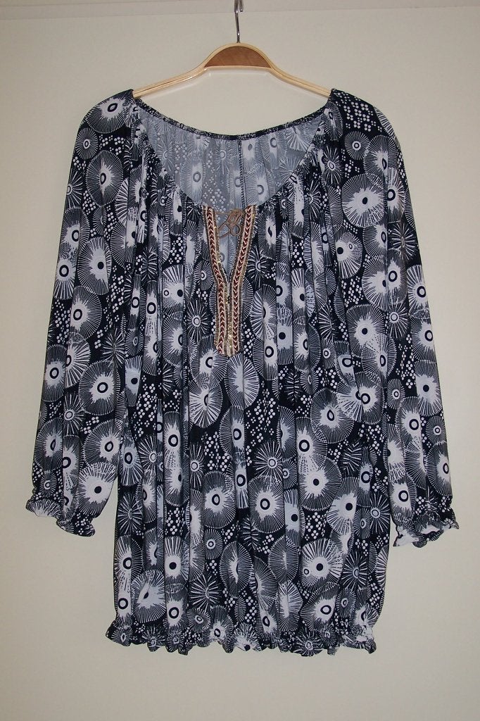 Blouse / tuniek / T-shirt / shirt voor dames -- maat L / XL, Ophalen of Verzenden, Zo goed als nieuw, Maat 42/44 (L), Grijs