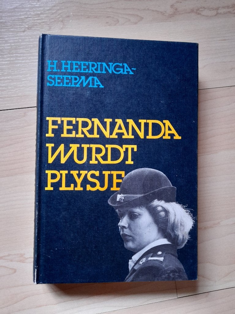 FERNANDA WURDT PLYSJE H Heeringa-Seepma friestalig, Ophalen of Verzenden, Gelezen, Nederland
