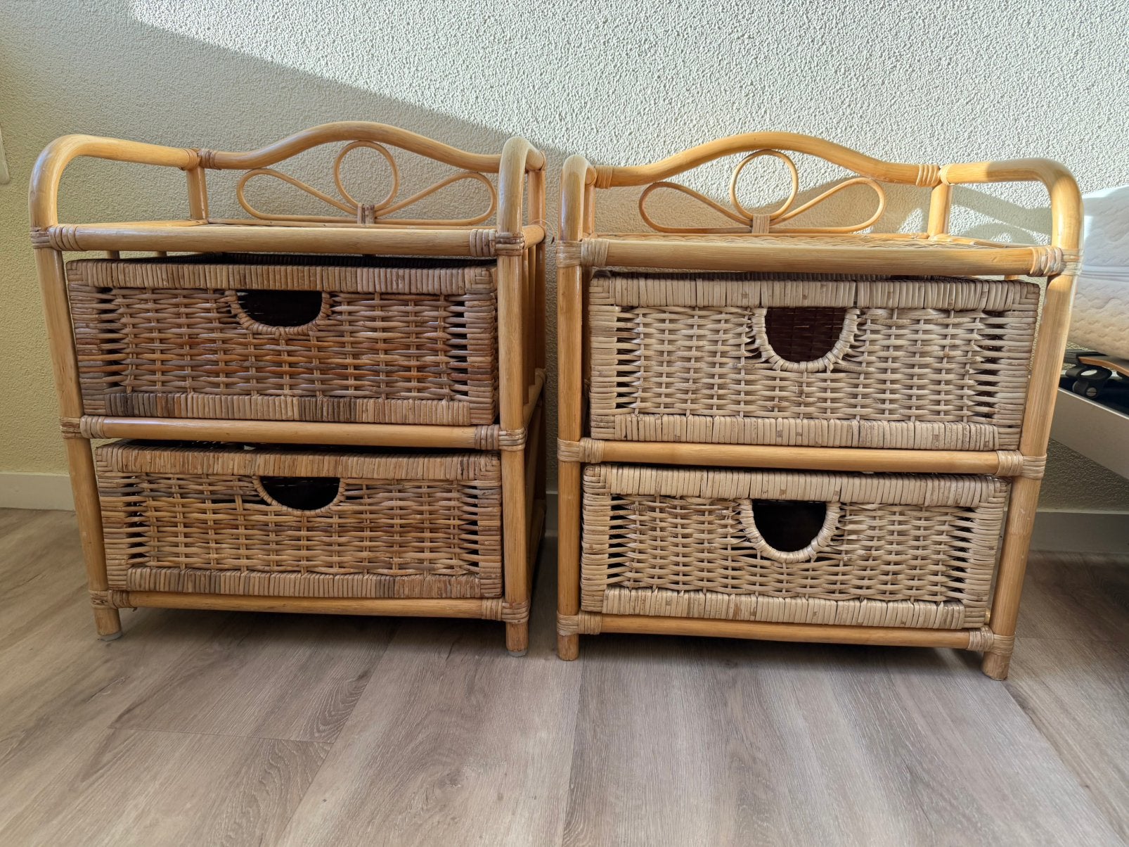 Rotan nachtkastjes, Ophalen, Overige materialen, Gebruikt, 55 tot 70 cm