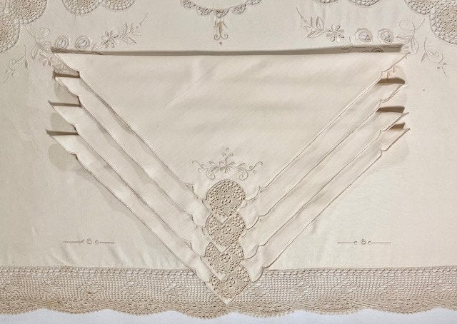 Antiek Frans tafelkleed met 12 servetten Richelieu handwerk, Ophalen of Verzenden