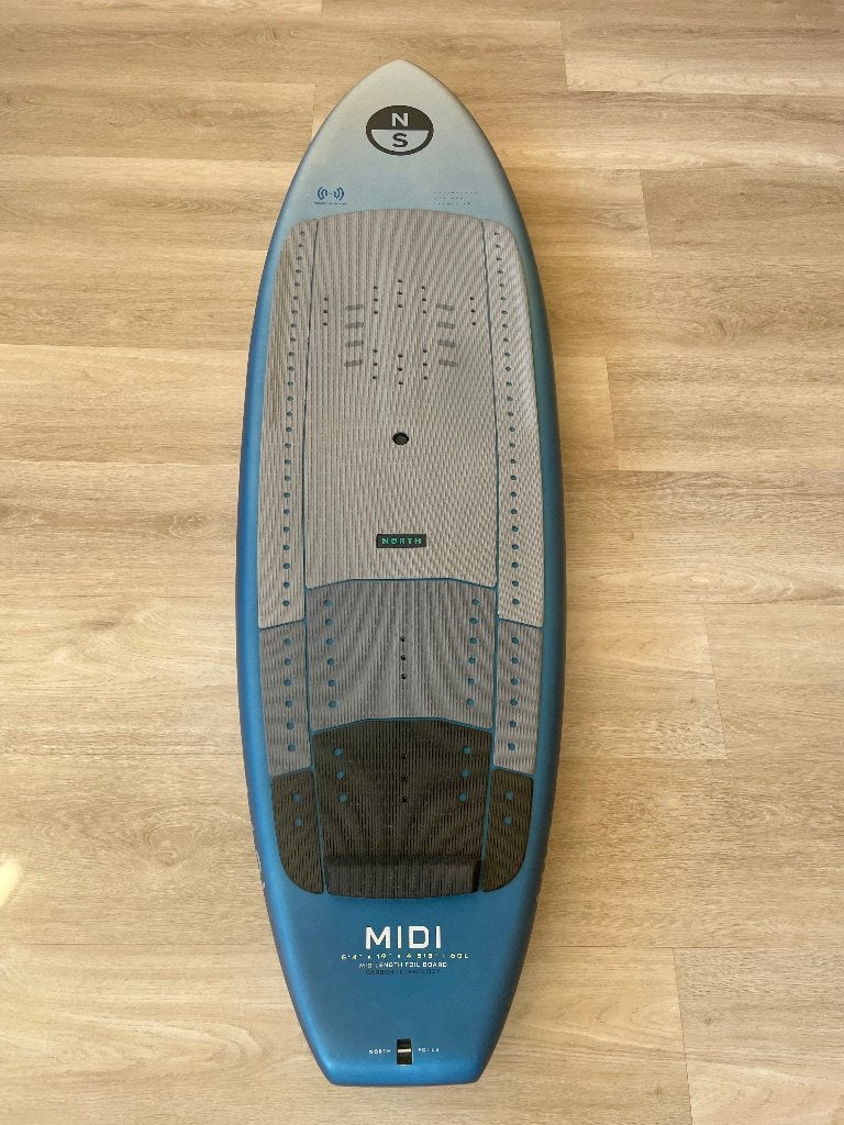 North Midi foil board 5'4 ft, 60 ltr Midlenght, Ophalen, Zo goed als nieuw, Wingsurf-board